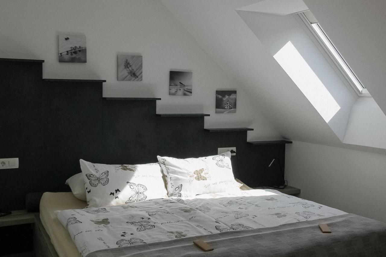 Residence Novak Бохин Екстериор снимка